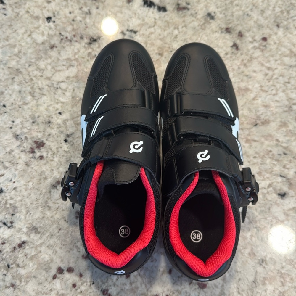 Peloton cycle shoes